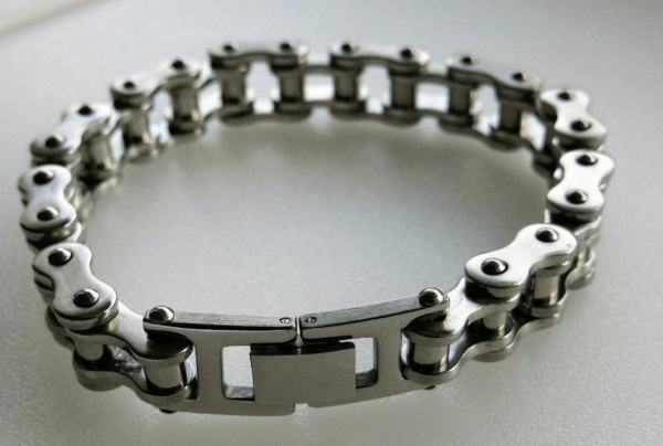 Few Details on Bike Chain Bracelets